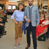 Trachtenkleidung bei Mode von Leskovar